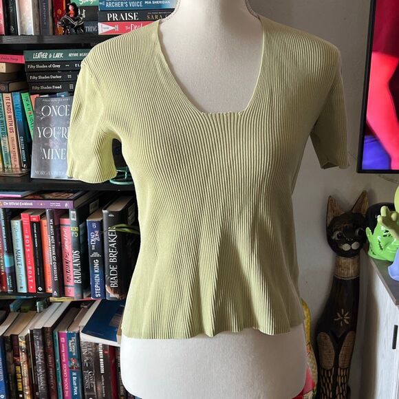City Silk Size Small light green 55% silk women’s vintage 90s blouse y2k - Picture 1 of 5